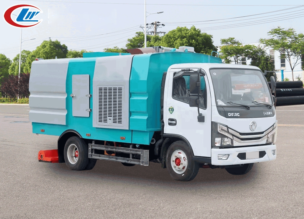 國(guó)六東風(fēng)多利卡后置吸塵車(chē)